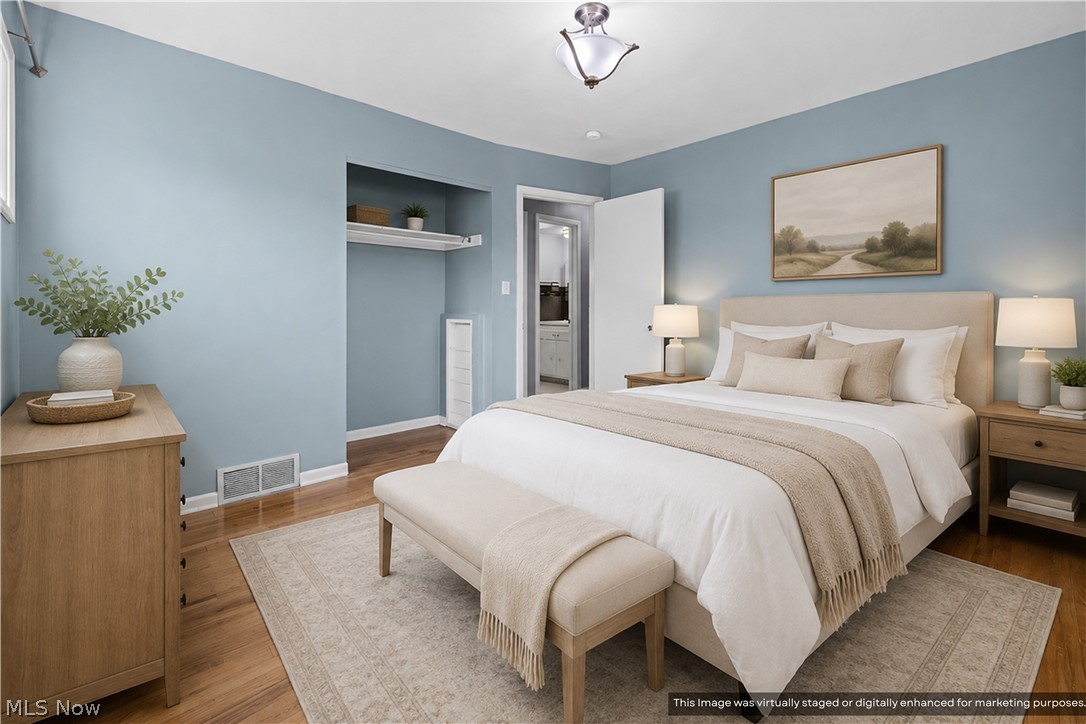 578 E Dartmoor Avenue Seven Hills OH 44131