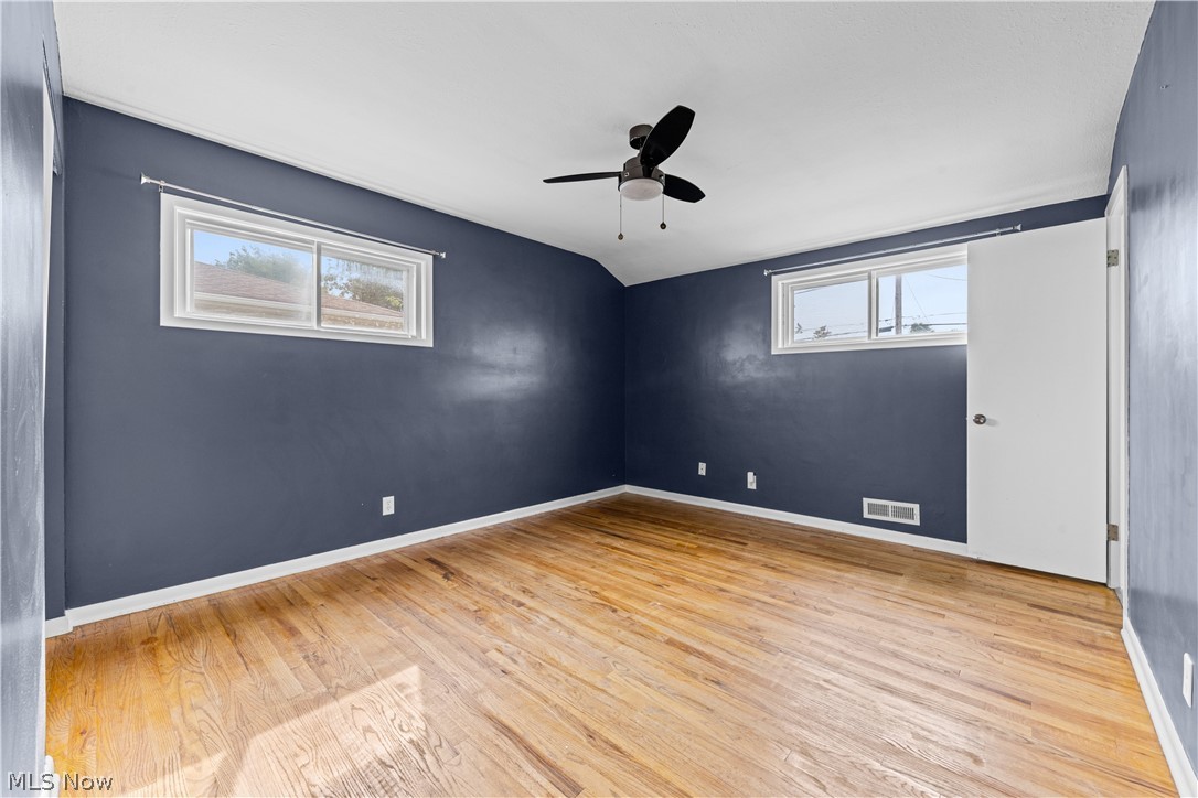 578 E Dartmoor Avenue Seven Hills OH 44131