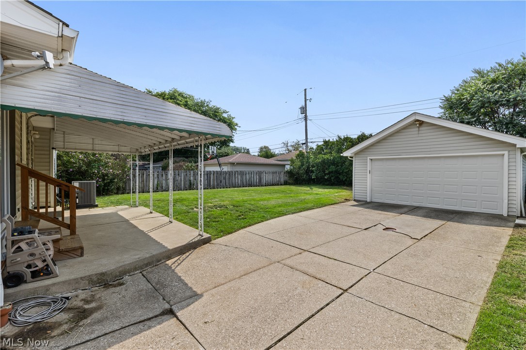 578 E Dartmoor Avenue Seven Hills OH 44131