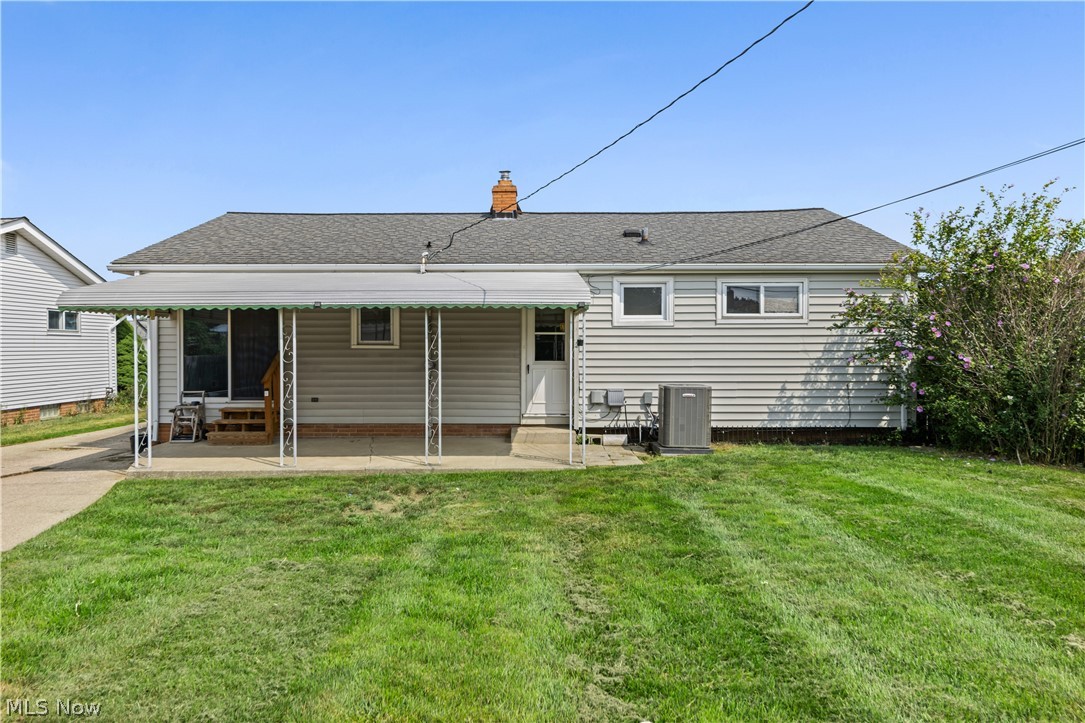 578 E Dartmoor Avenue Seven Hills OH 44131