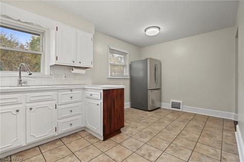 2835 Noel Drive Youngstown OH 44509