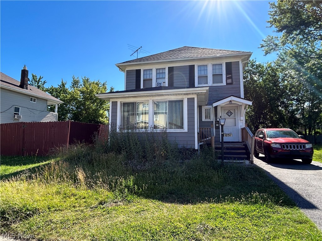 1251 E 143rd Street East Cleveland OH 44112