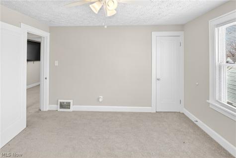 5177 Cato Street Maple Heights OH 44137