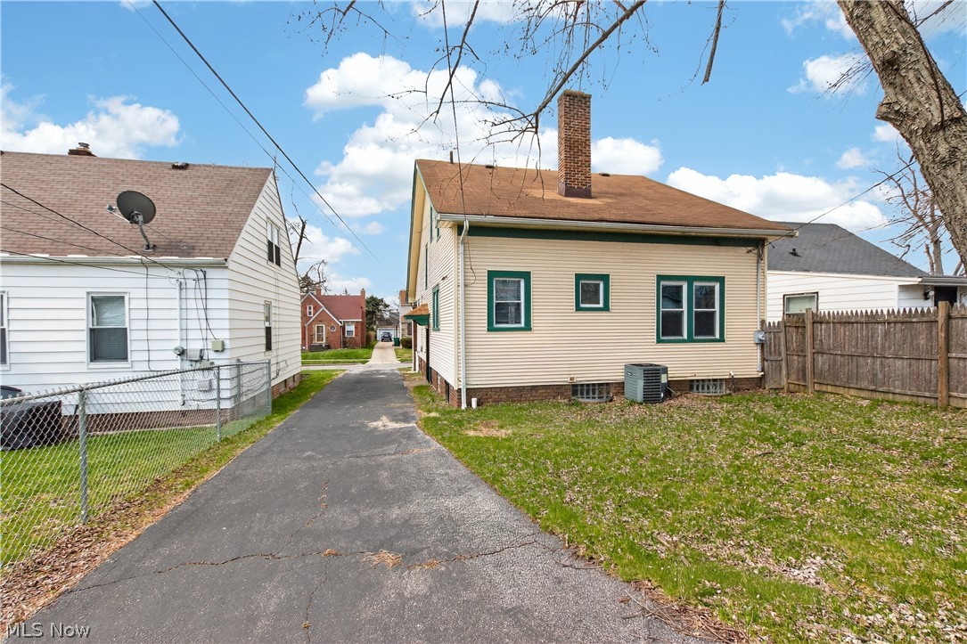 5177 Cato Street Maple Heights OH 44137