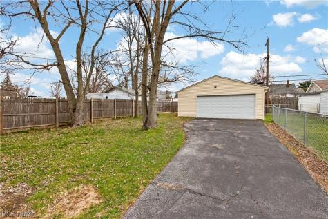 5177 Cato Street Maple Heights OH 44137