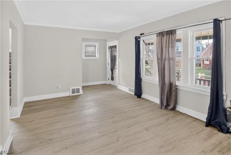 5177 Cato Street Maple Heights OH 44137