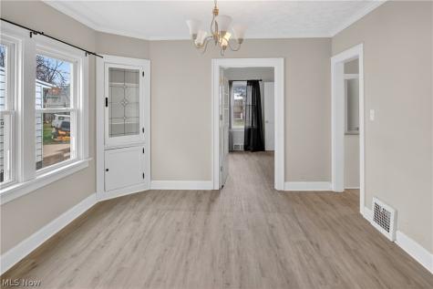 5177 Cato Street Maple Heights OH 44137