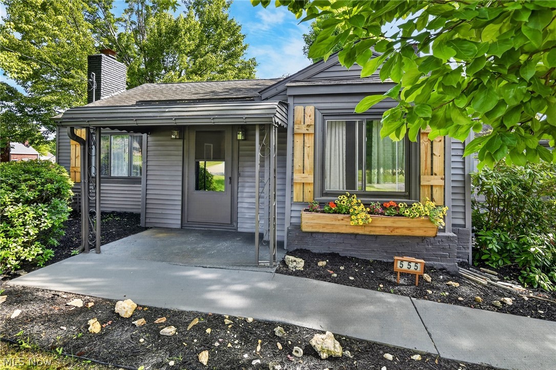 555 Secrist Lane Girard OH 44420