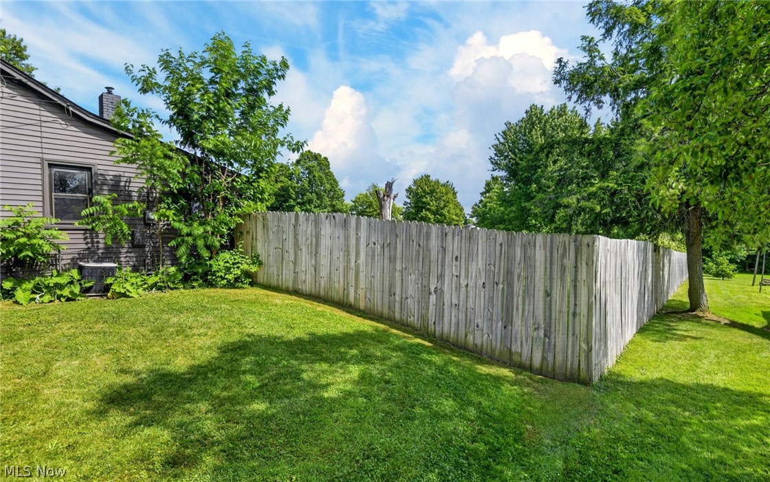 555 Secrist Lane Girard OH 44420