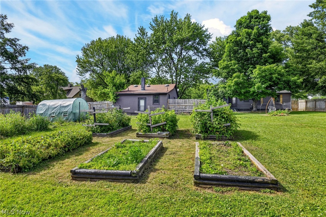 555 Secrist Lane Girard OH 44420