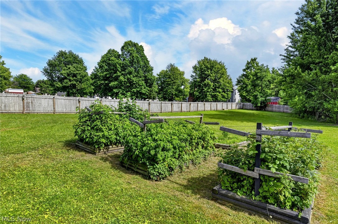 555 Secrist Lane Girard OH 44420