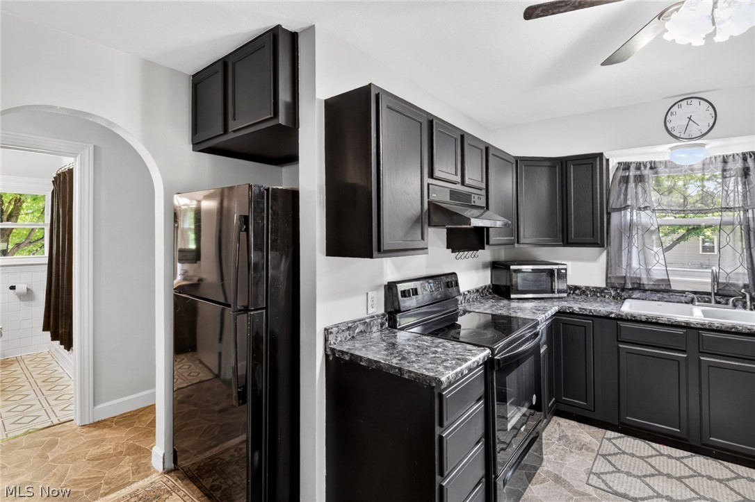 555 Secrist Lane Girard OH 44420