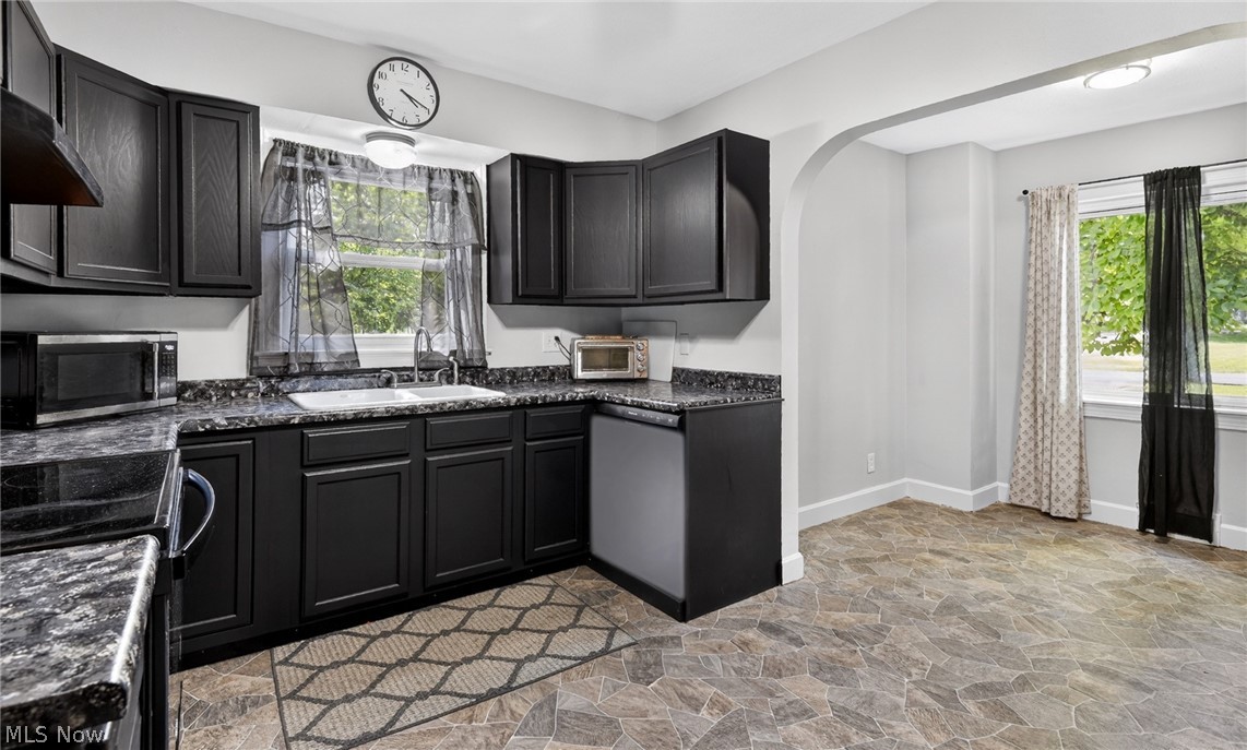 555 Secrist Lane Girard OH 44420