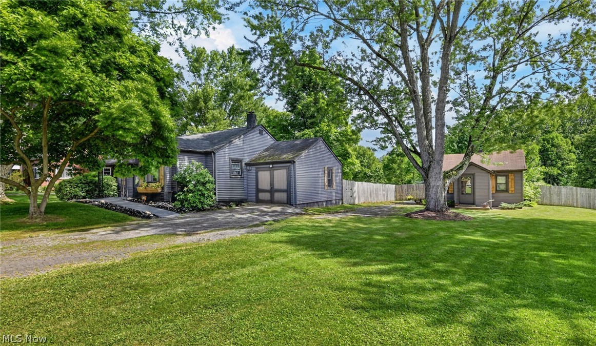 555 Secrist Lane Girard OH 44420