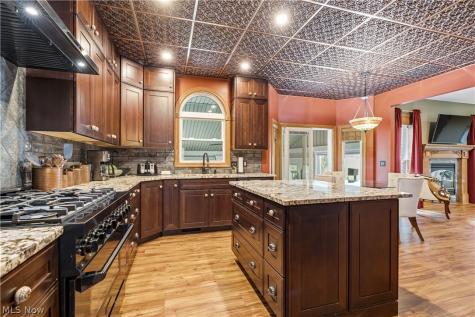 678 Substation Road Brunswick OH 44212