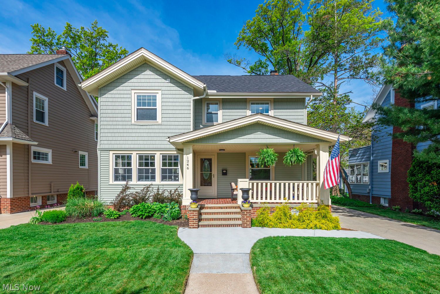 1246 Overlook Road Lakewood OH 44107