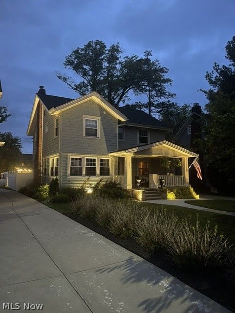 1246 Overlook Road Lakewood OH 44107
