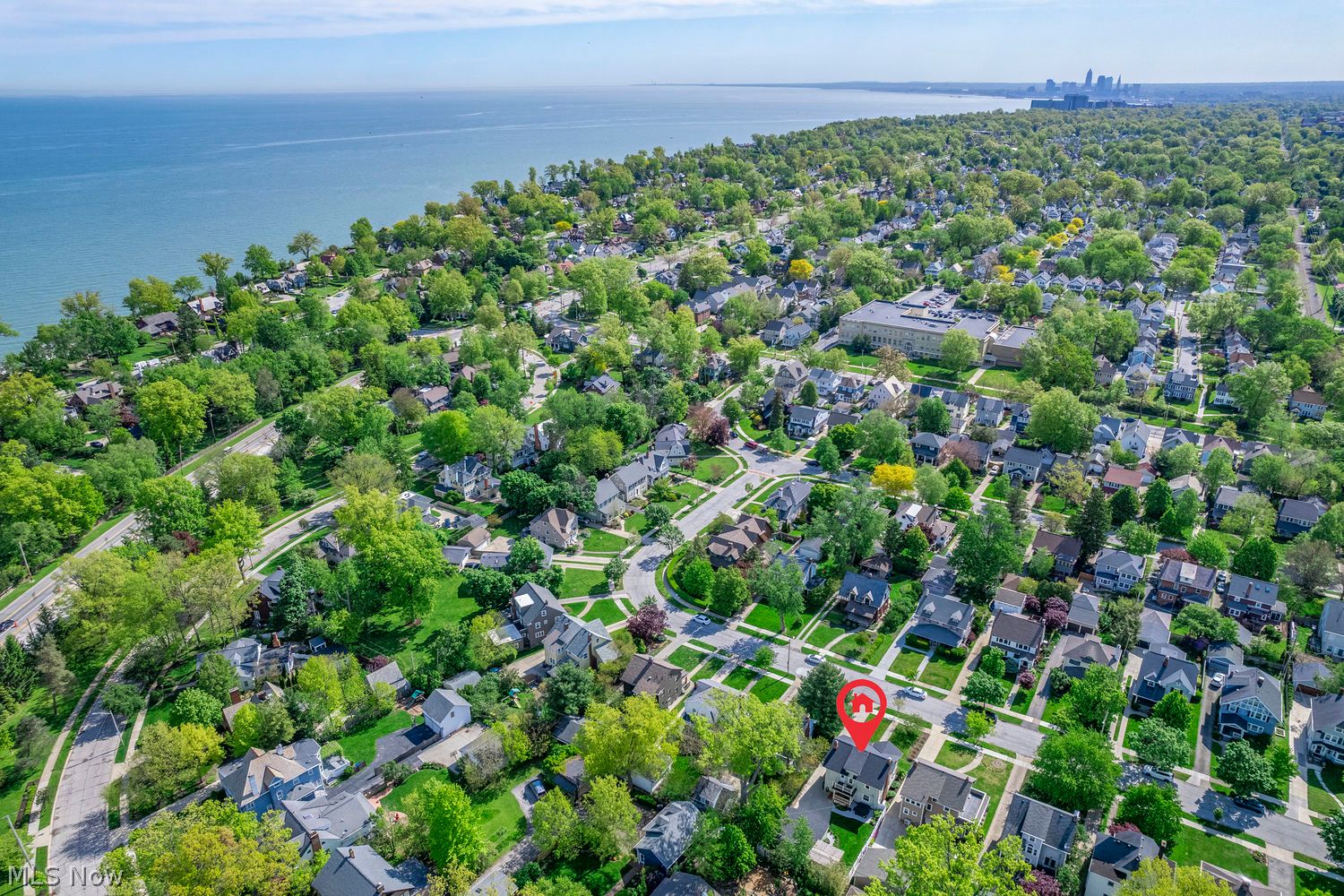 1246 Overlook Road Lakewood OH 44107