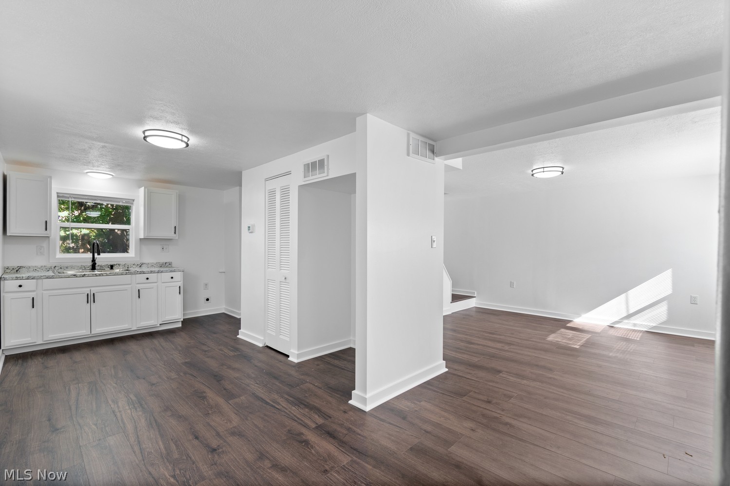 1251 Anna Avenue Akron OH 44314