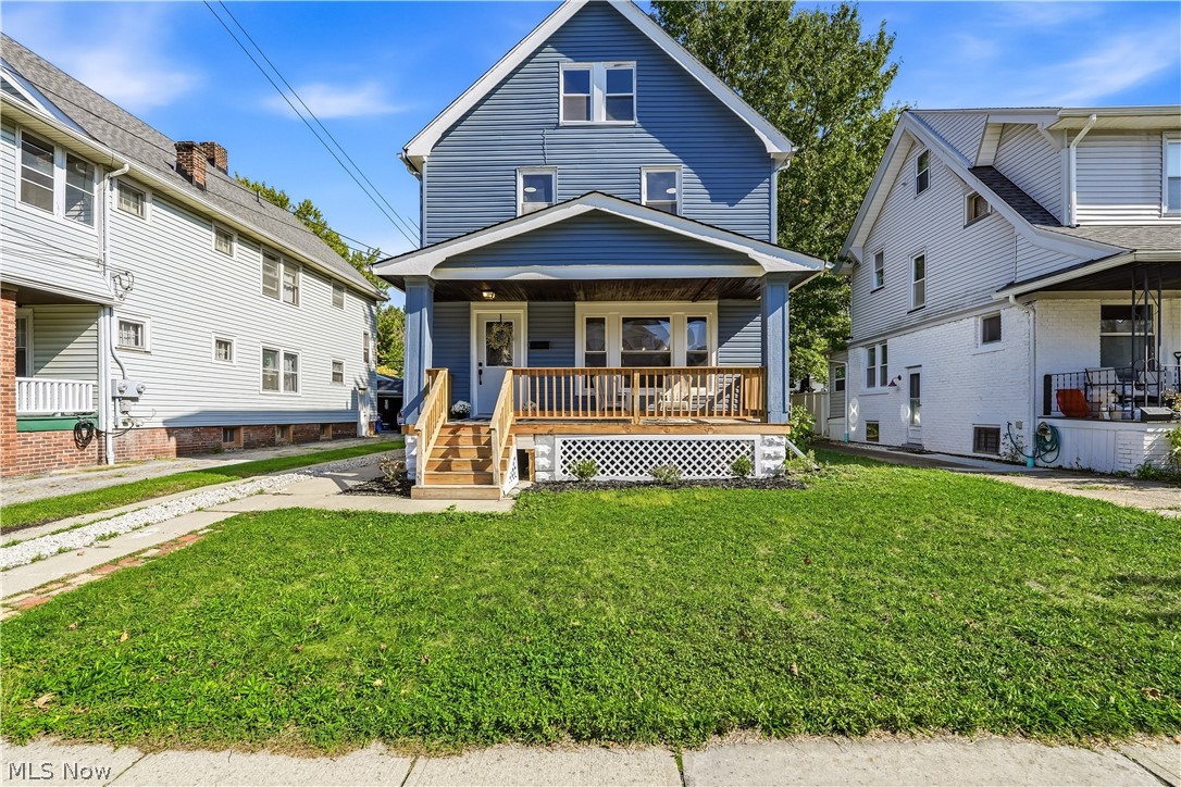 1565 Winton Lakewood OH 44107