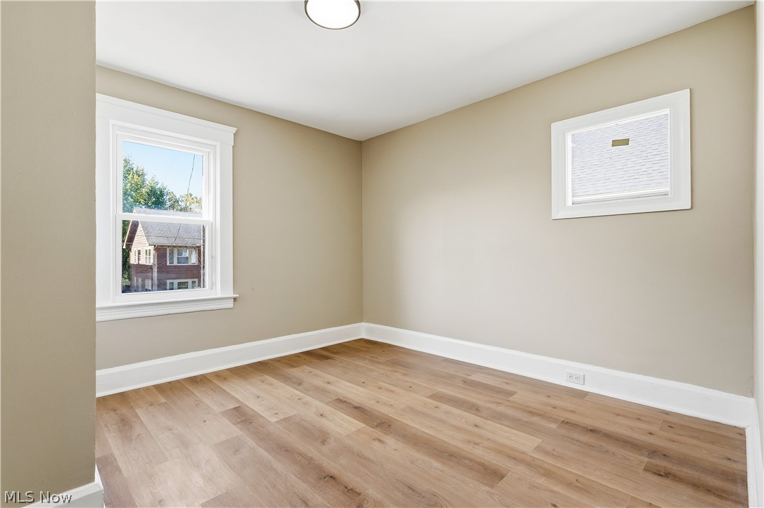 1565 Winton Lakewood OH 44107