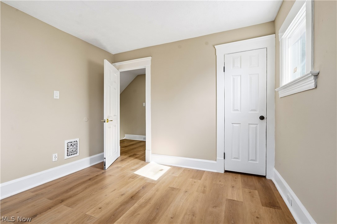 1565 Winton Lakewood OH 44107
