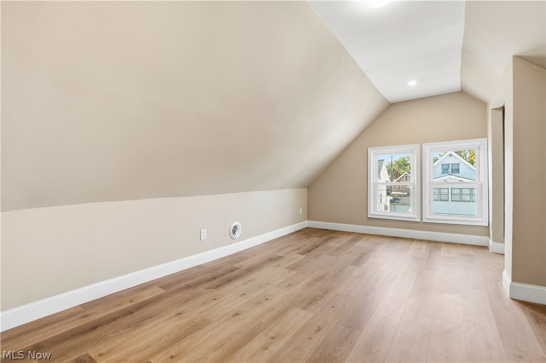 1565 Winton Lakewood OH 44107