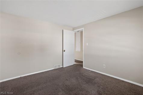 14404 Tokay Avenue Maple Heights OH 44137