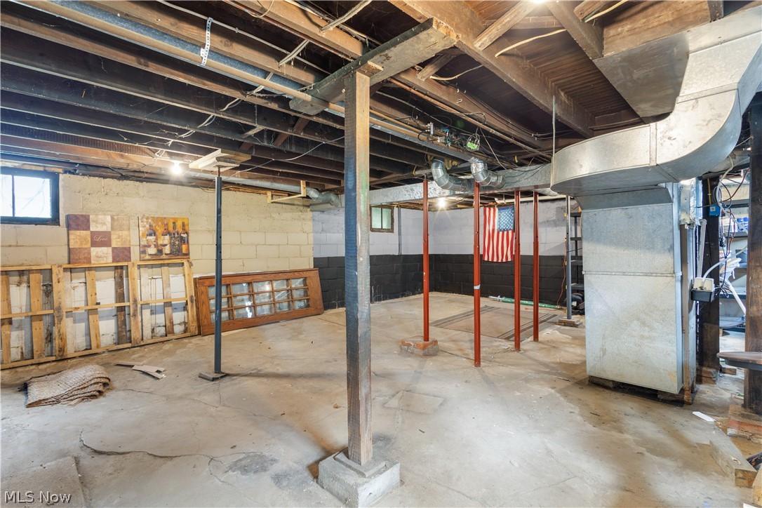 1407 Stewart Avenue Cambridge OH 43725