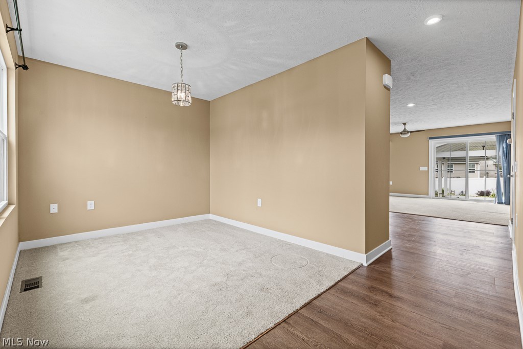 998 Sunrise Way Akron OH 44312