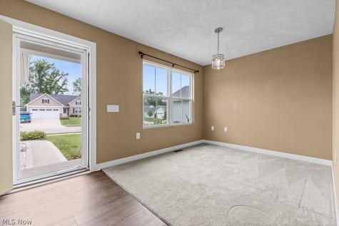 998 Sunrise Way Akron OH 44312