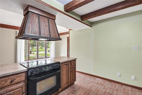 5884 Akins Road North Royalton OH 44133