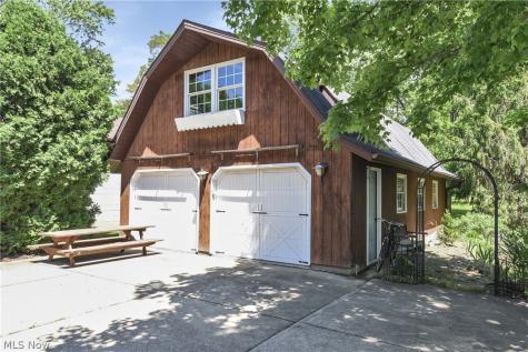 5884 Akins Road North Royalton OH 44133