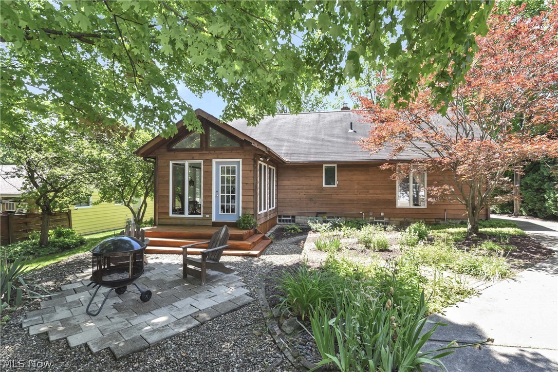 5884 Akins Road North Royalton OH 44133