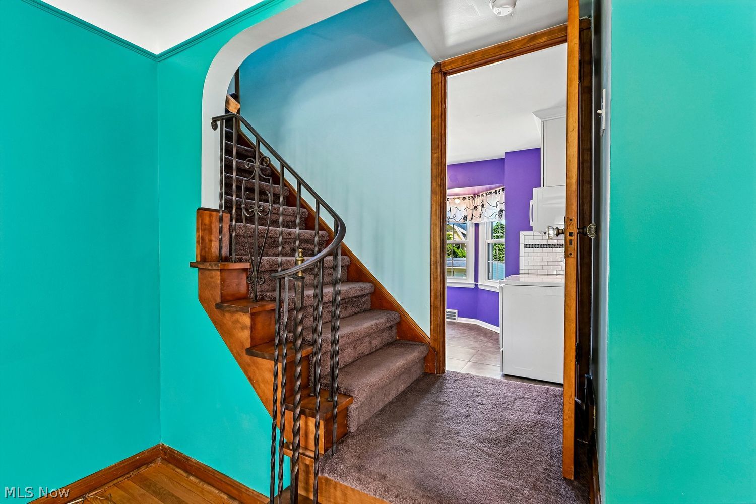 2052 Hillcrest Avenue Old Brooklyn OH 44109