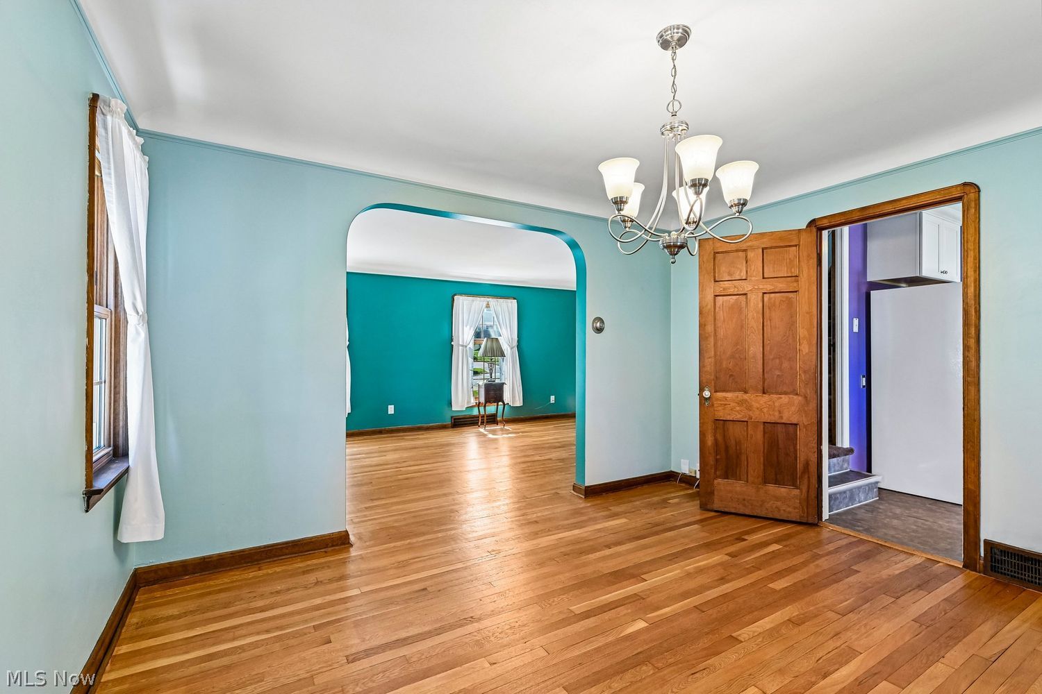 2052 Hillcrest Avenue Old Brooklyn OH 44109