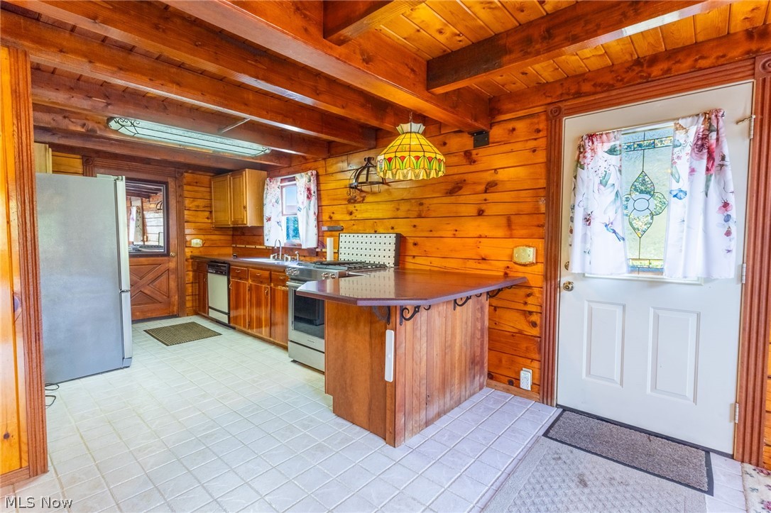 10737 Cadiz Road Cambridge OH 43725