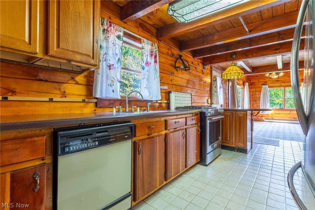 10737 Cadiz Road Cambridge OH 43725