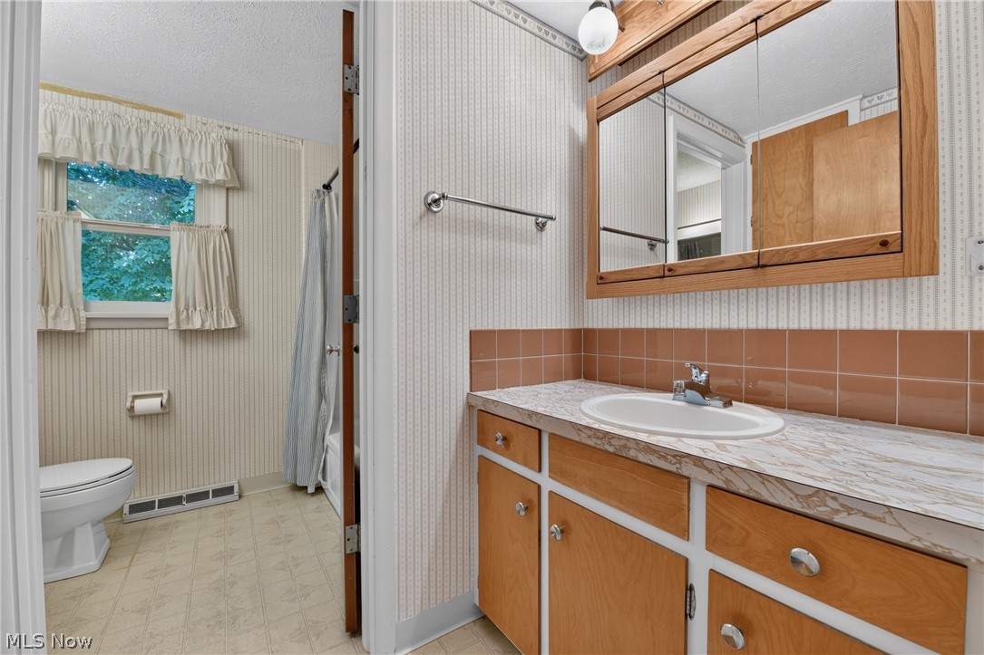 52 Warren Avenue Rittman OH 44270