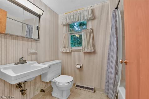 52 Warren Avenue Rittman OH 44270