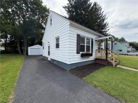 1045 Nome Avenue Akron OH 44320