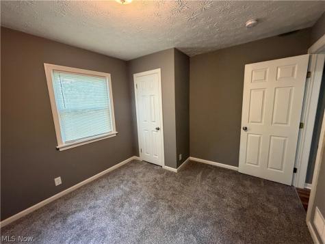 1045 Nome Avenue Akron OH 44320