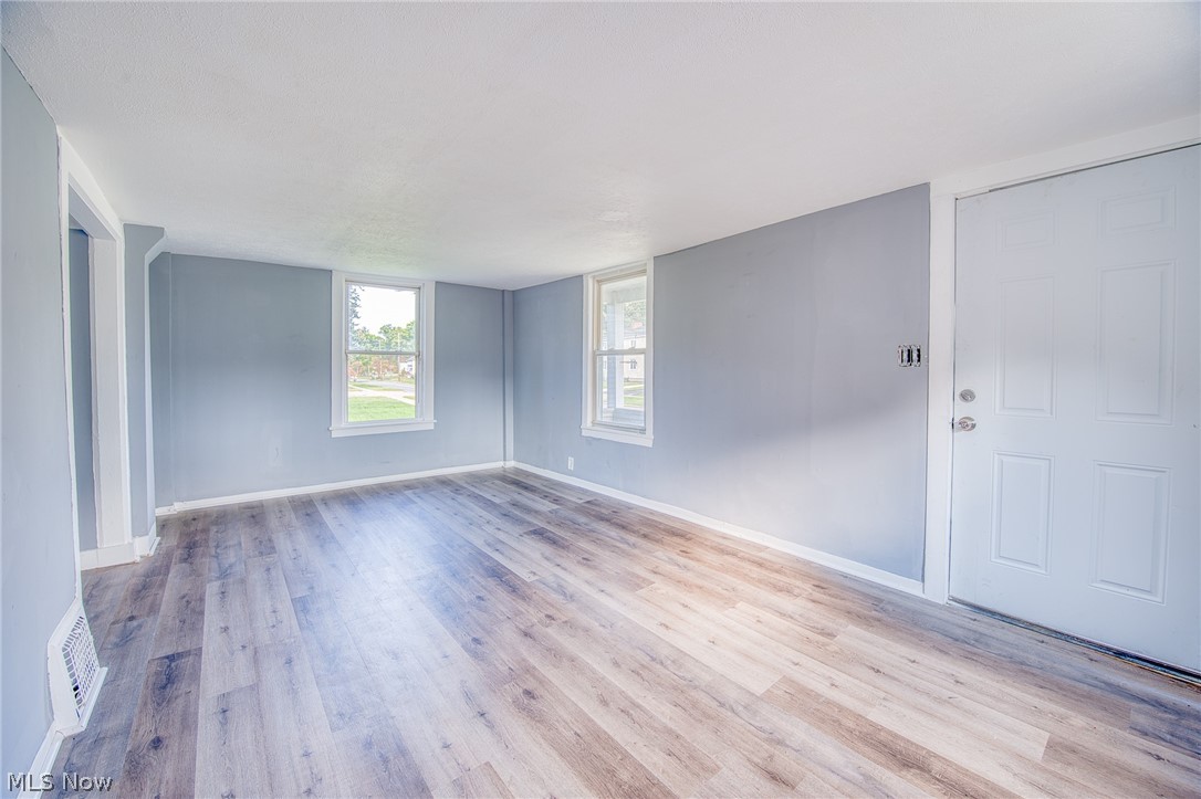 386 W Jackson Street Painesville OH 44077