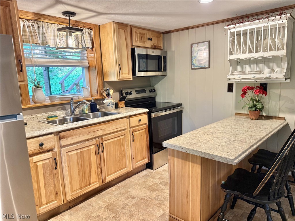 3578 Rockwood Drive SW Carrollton OH 44615