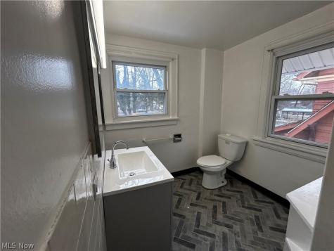 431 Noah Avenue Akron OH 44320