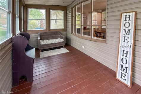 1214 Pennsylvania Avenue Lorain OH 44052
