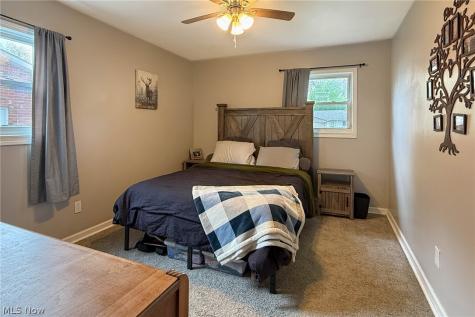 1214 Pennsylvania Avenue Lorain OH 44052