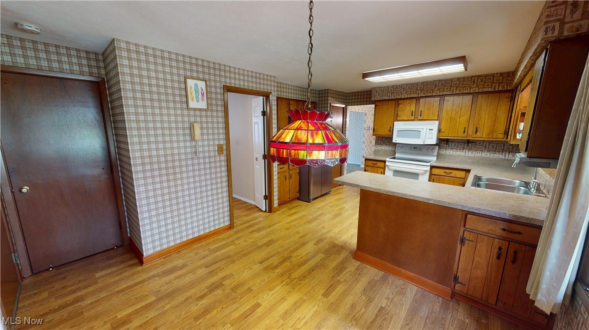 8627 Courtland Drive Strongsville OH 44149