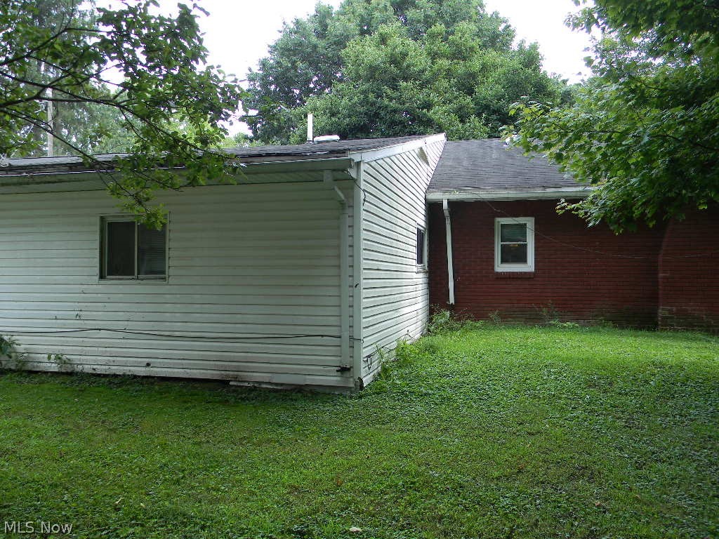910 Riverview Drive Leavittsburg OH 44430