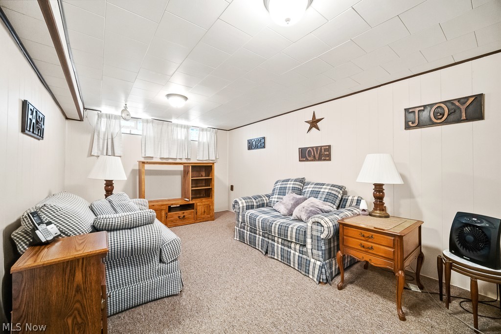 2823 Klusner Avenue Parma OH 44134
